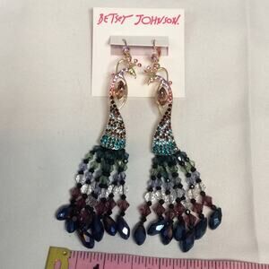 NEW BETSEY JOHNSON GOLD TONE TURQUOISE BEADED PEACOCK DANGLE EARRINGS